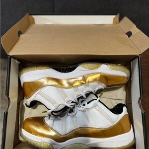 Jordan 11 Ceremony Size 13